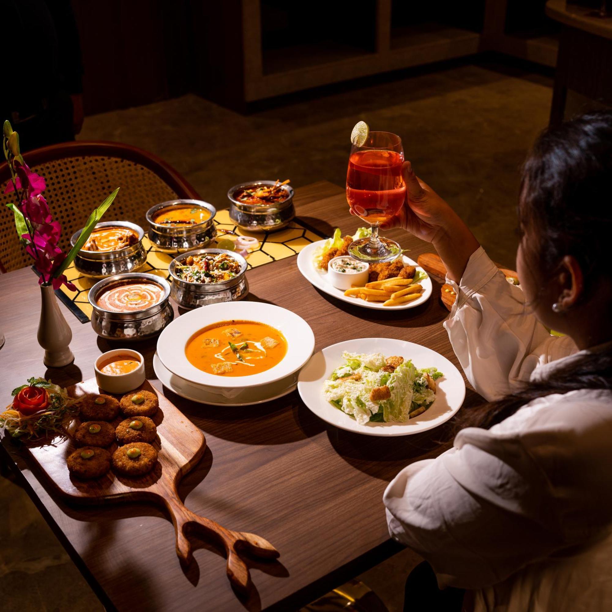 Regenta Inn Gurugram Гургаон Екстериор снимка